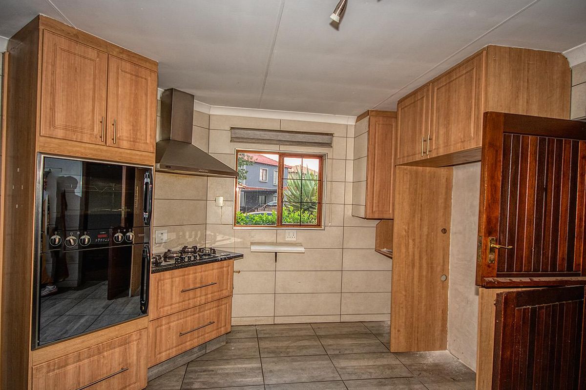 3 Bedroom Meyersig family home for sale! - Photo 4