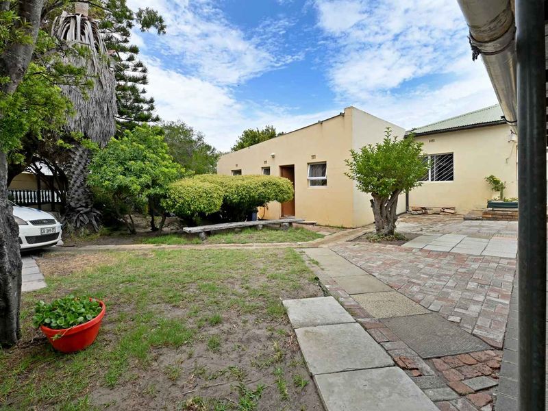 Prime Corner Property with Exceptional Commercial Potential - Photo 7