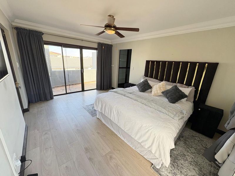 Furnished 3x Bedrooms House To Rent in Long Beach - Photo 10