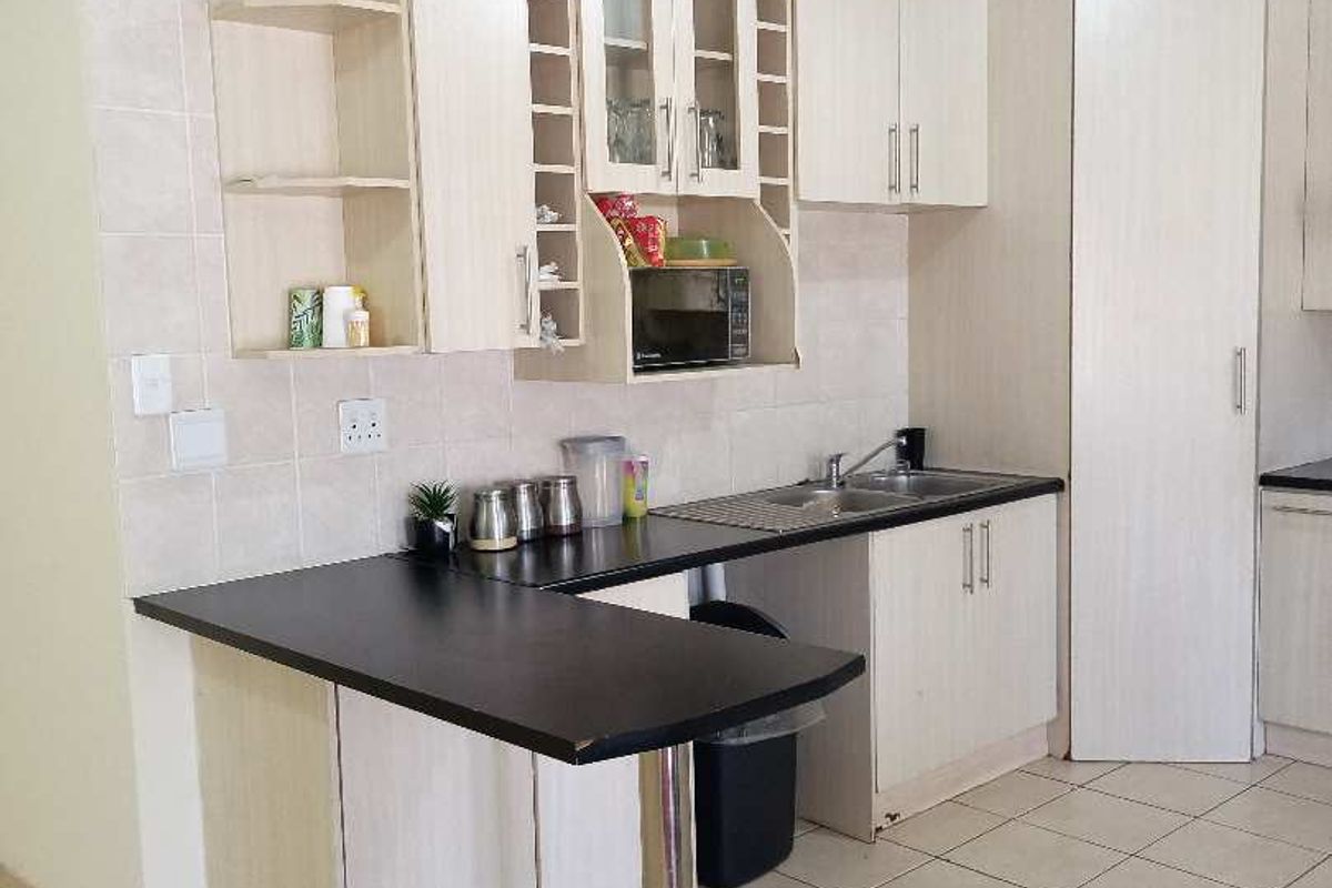 2 BEDROOM TOWNHOUSE FOR SALE IN NORKEM PARK EXT 2 - Photo 2