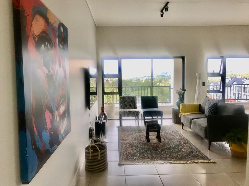 Fully Furnished 3 bed 2 bath executive townhouse - Photo 3