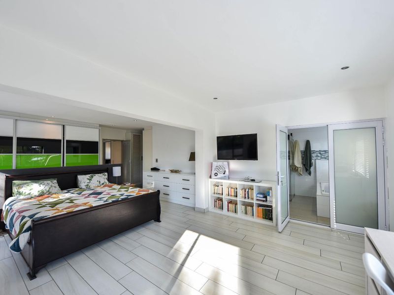 FULLY FURNISHED MODERN HOME IN SILVER LAKES GOLF AND WILDLIFE  ESTATE - Photo 6