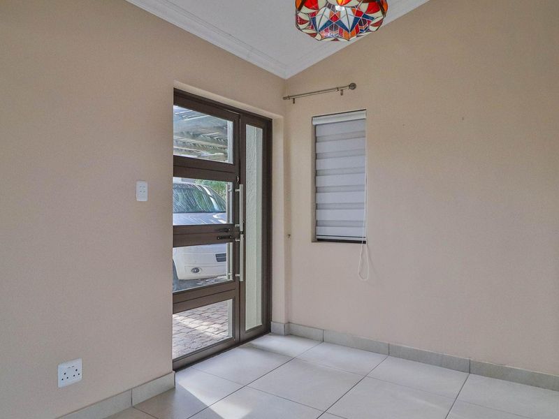 4 Bedroom Family Home in Estate - Photo 10