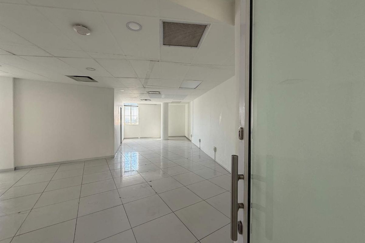 Retail Space Available Now - Prime Location - Photo 3