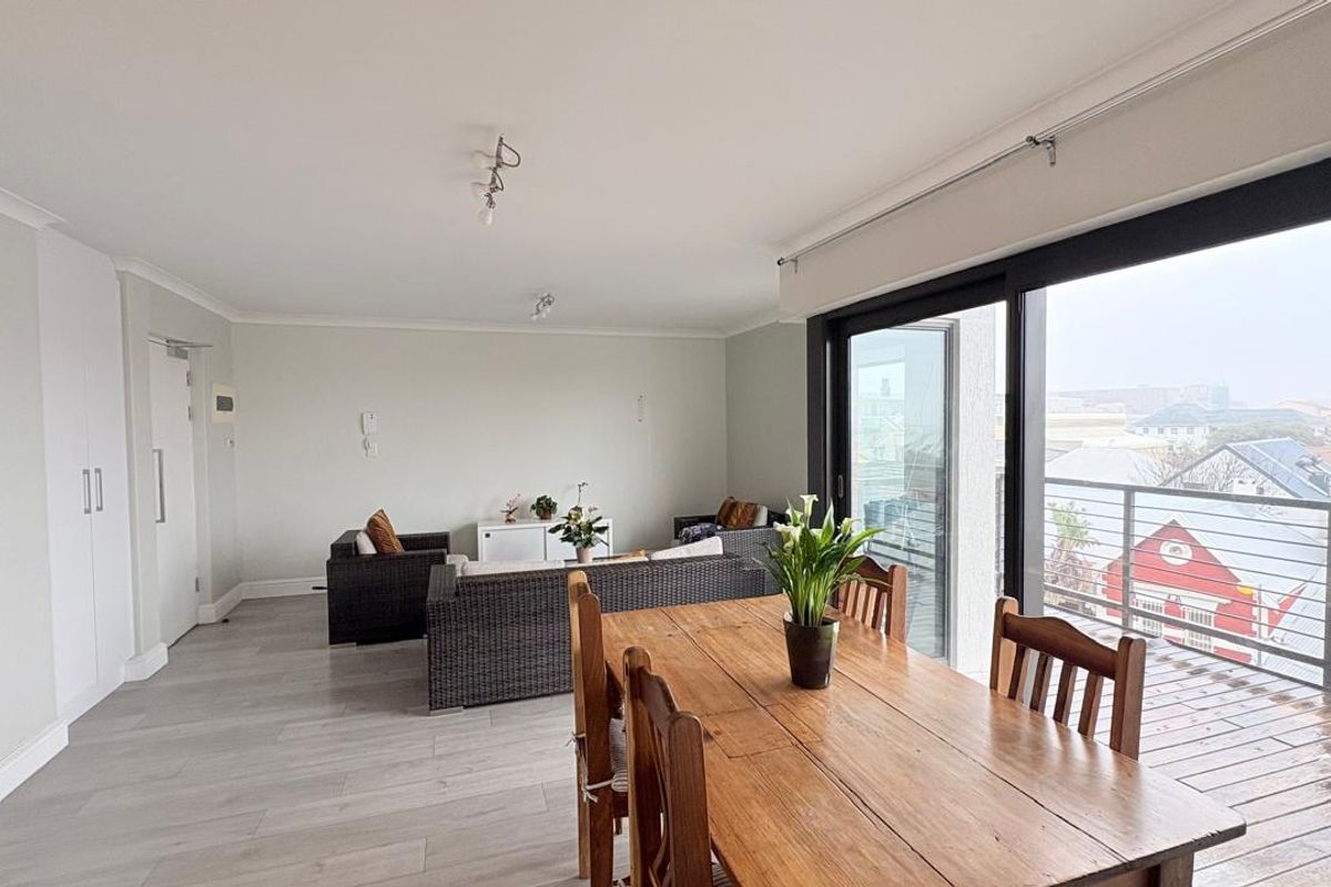 Two Bedroom Apartment Madison Place - Observatory - Photo 4