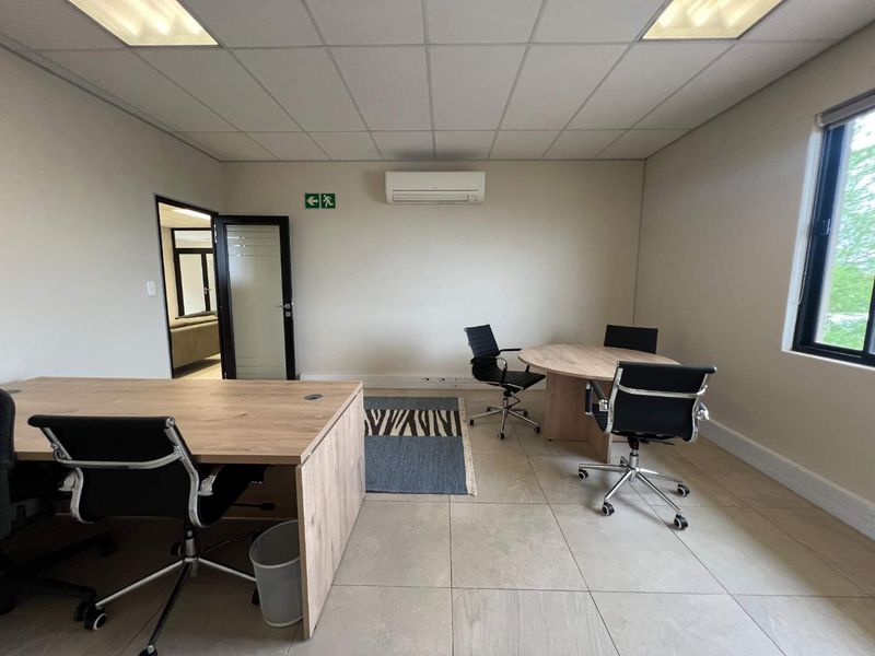 Executive office to rent on Robert Mugabe Ave - Photo 7