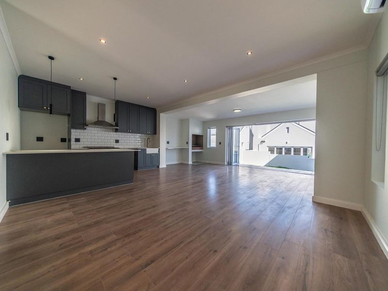 3-Bedroom Brand-New Home to Rent in Volière Estate, Stellenbosch - Photo 2