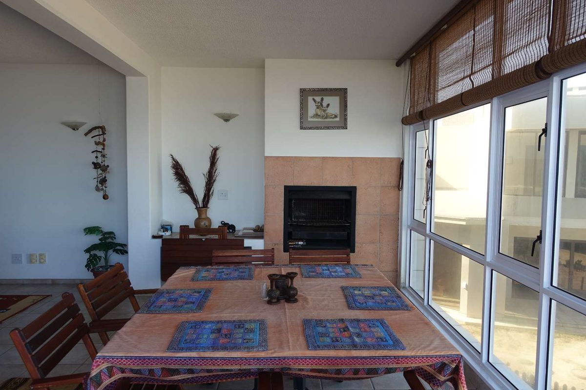 COASTAL ELEGANCE MEETS INVESTMENT OPPORTUNITY - Photo 3