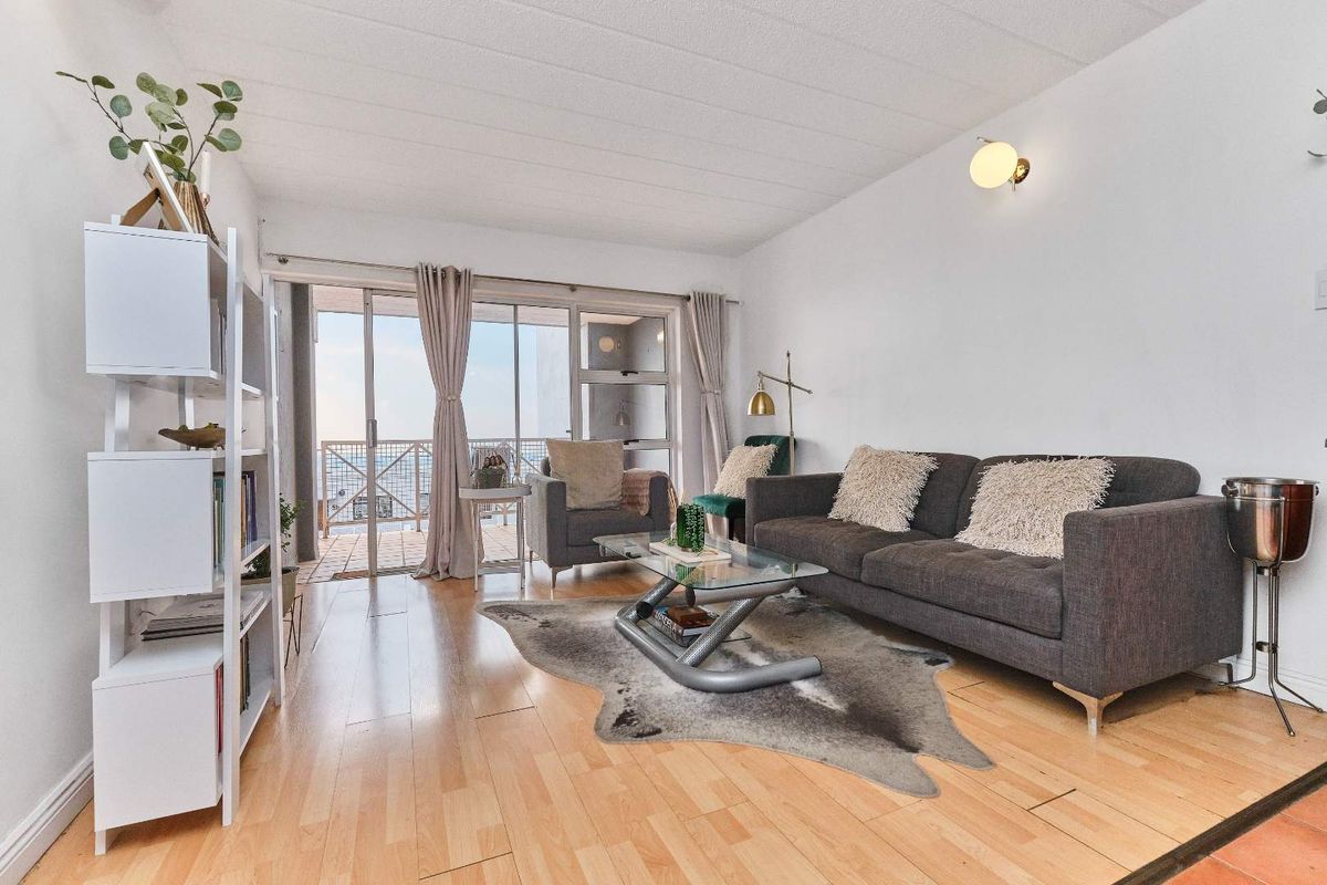 Apartment with a view in Northcliff - Photo 4