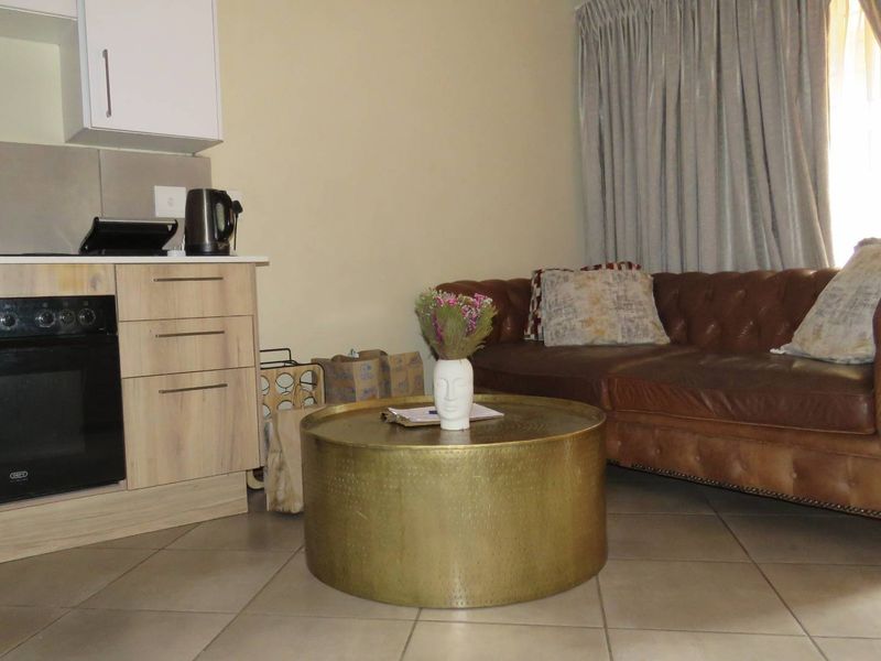 Luxury Living in Albertsdal, Alberton - Photo 6
