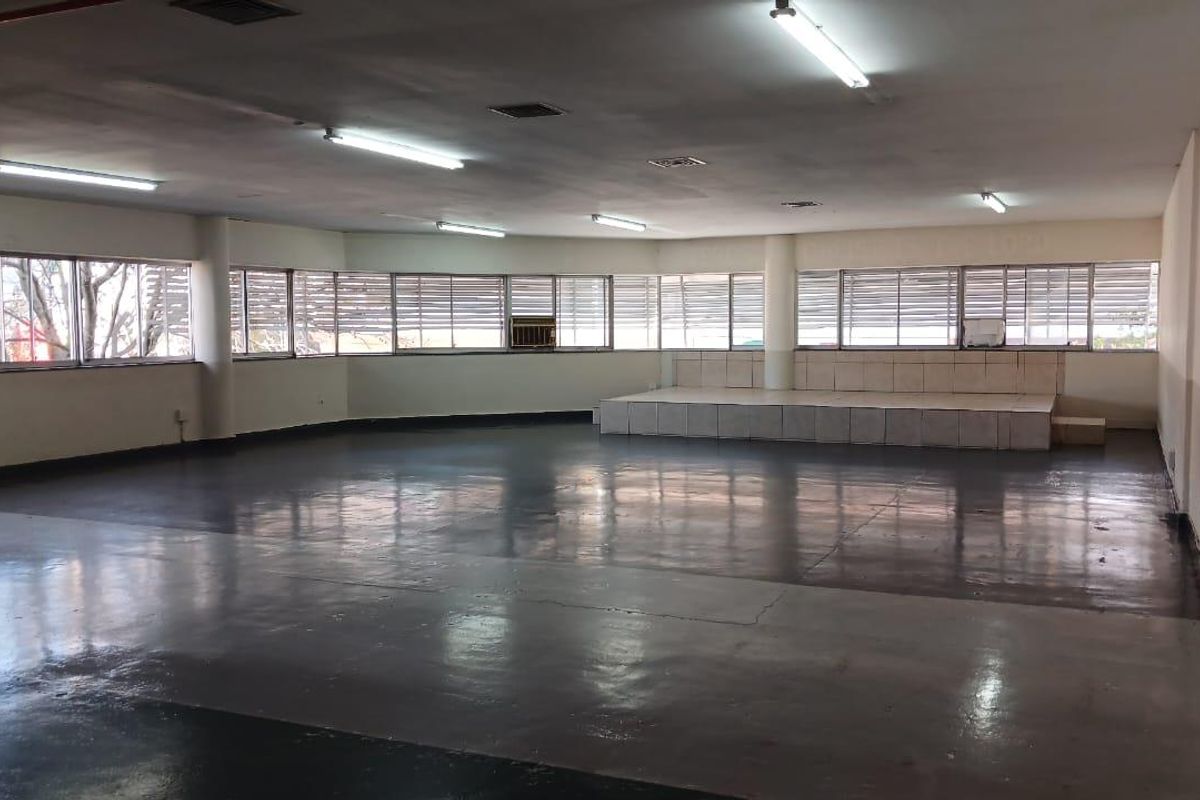 377 sqm commercial space in Claremont - Photo 5