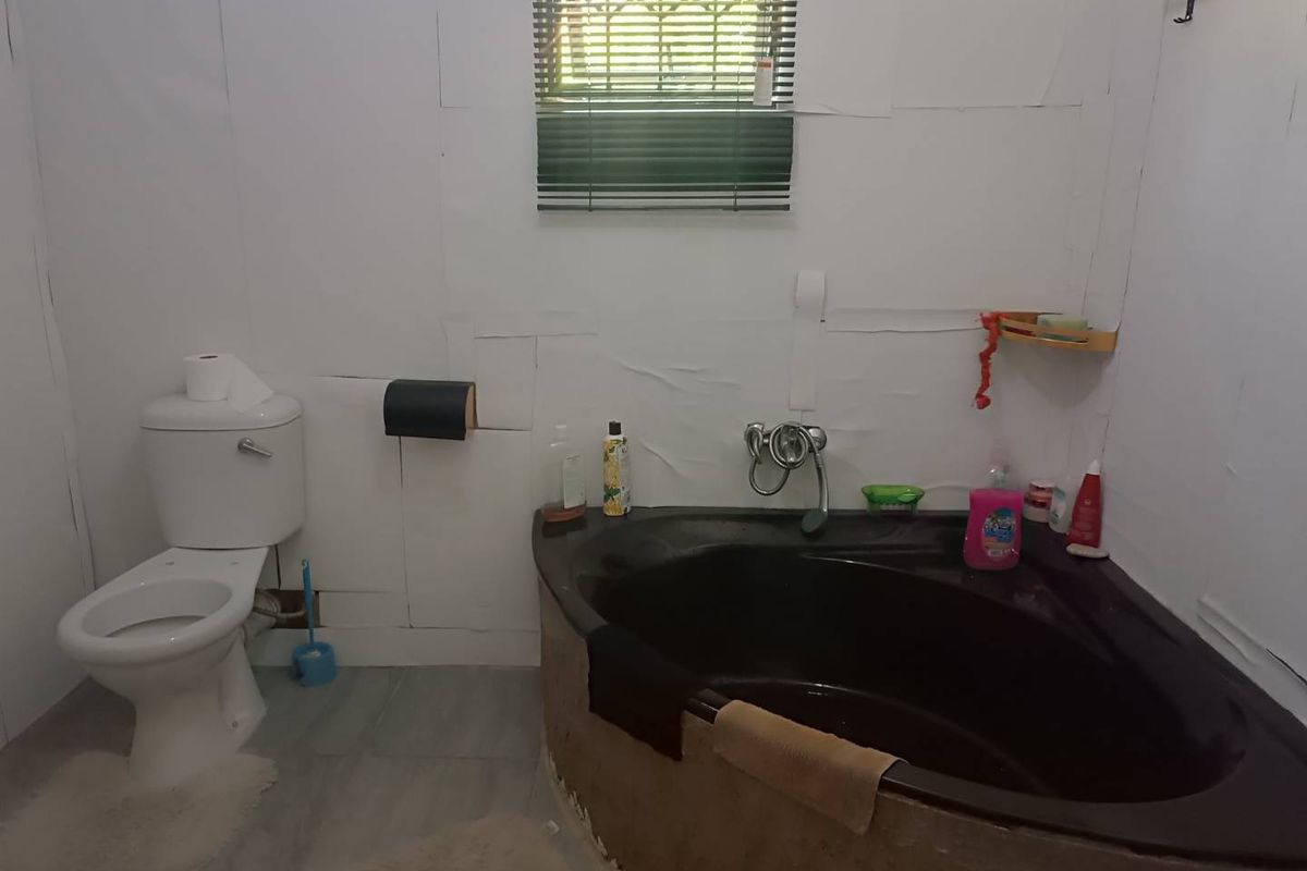 🏡 Spacious & Secure Family Home to Rent in Copesville, Pietermaritzburg | TeamSOLD Realty 🏡 - Photo 4