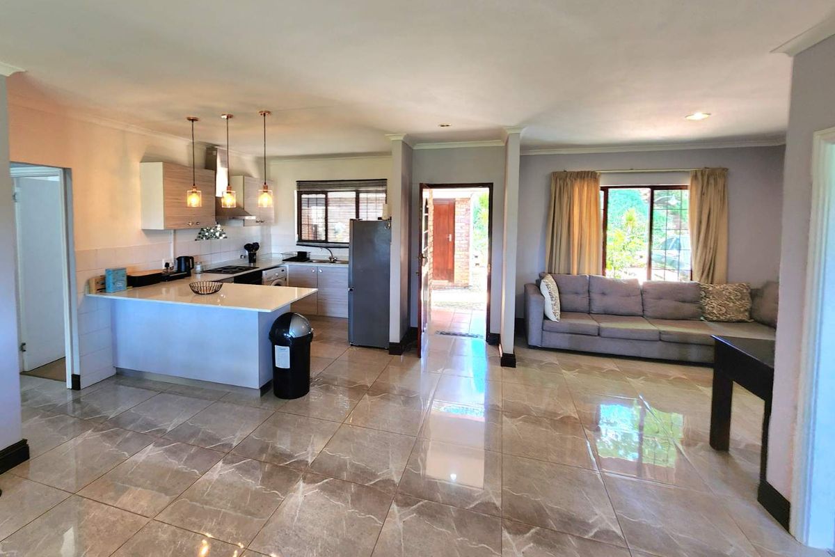 Hillcrest Buyers Take Note! Affordable 3-Bed in Sought-After Balmoral Estate - Photo 3