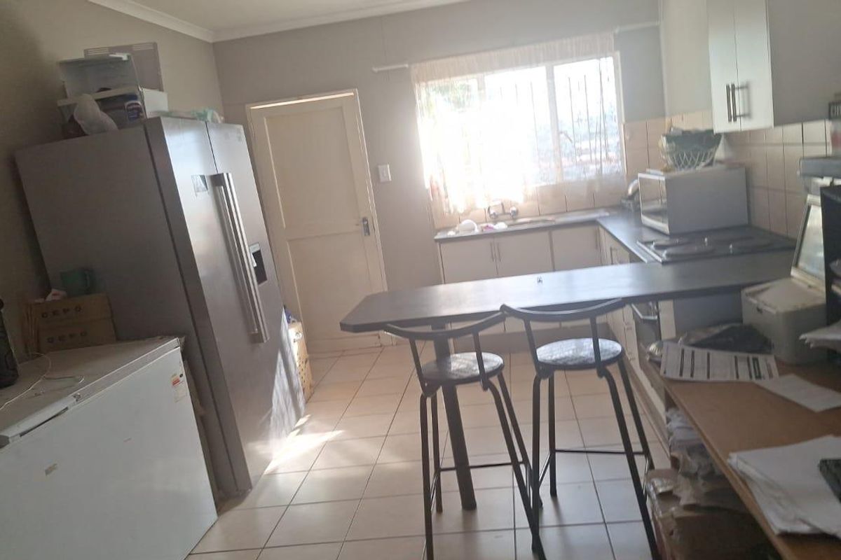 GOOD FOR BEGINNER AND INVESTMENT - Photo 2