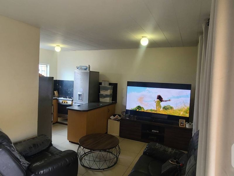 KHOMASDAL - VERY PRIME AREA - Photo 4