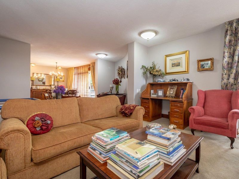 Charming Multi-level Property in Westdene - Photo 9