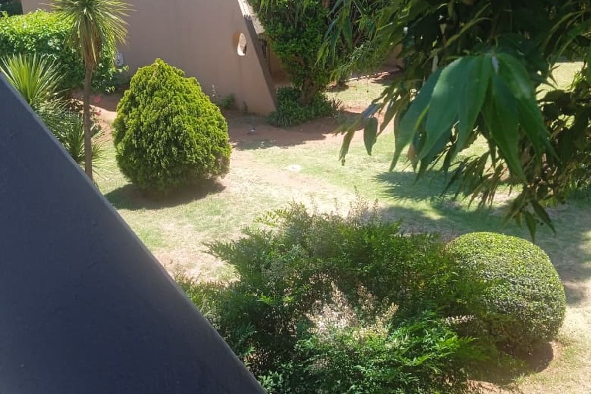 Secure 2 Bedroom Apartment for Sale in Florida - Photo 2