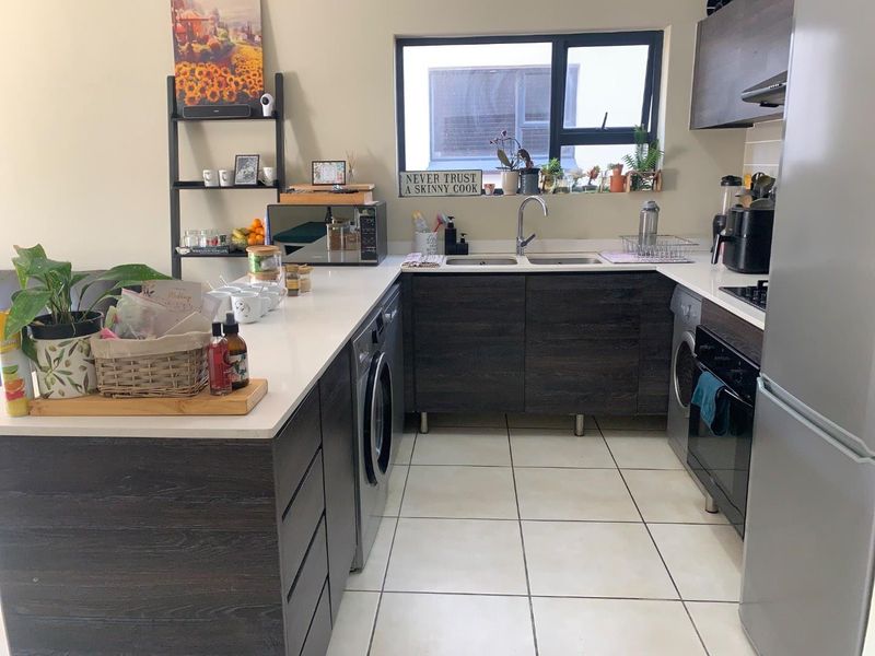 Exquisite 2-Bedroom Apartment for Sale in Balboa Park, Oakdene – Scenic Views, Secure Living, and Unmatched Convenience** - Photo 2