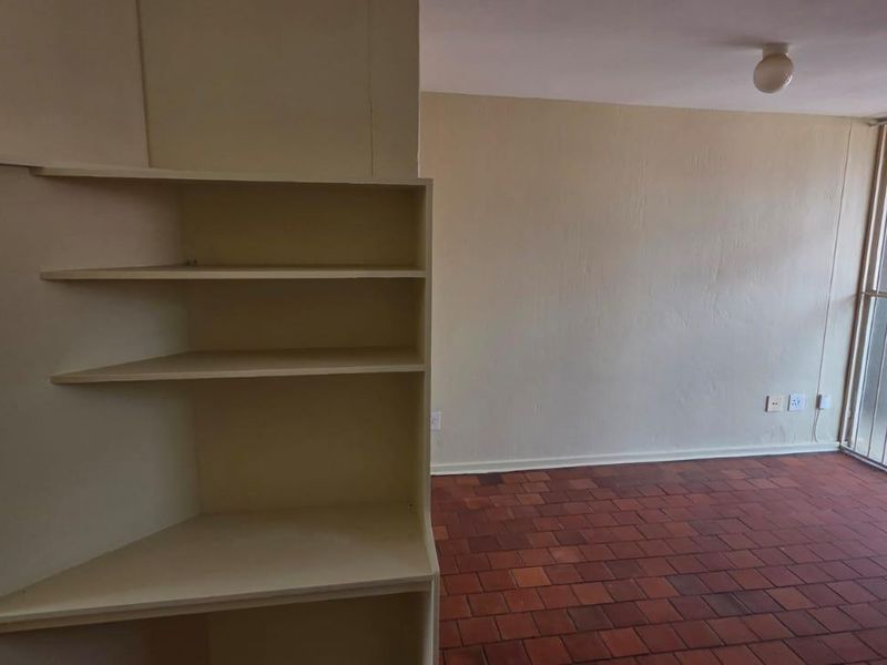 ONE BEDROOM - Photo 5