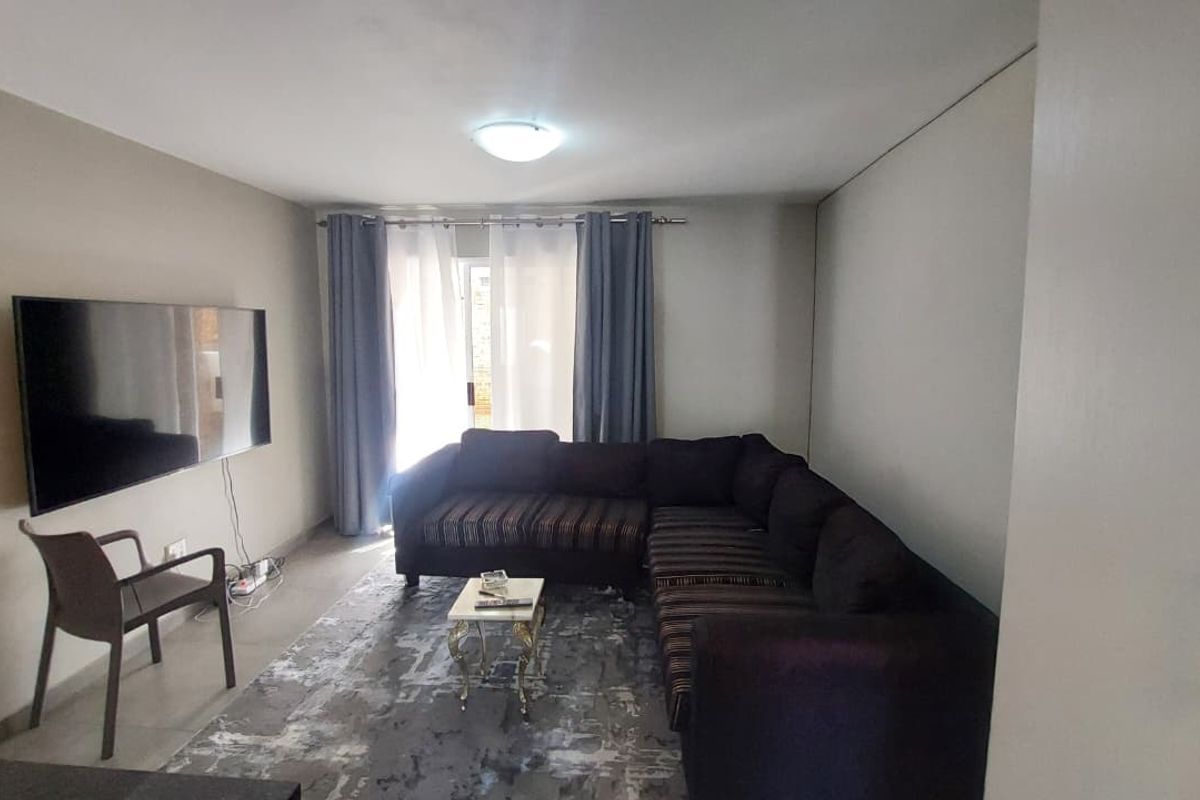 Cozy 2-Bed Ground-Floor Unit with Private Patio & Storage - Photo 4