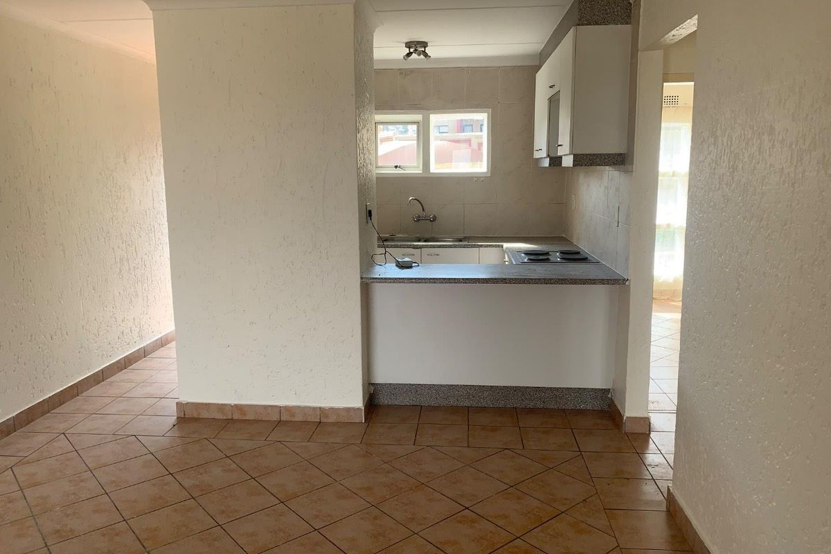 2 bedroom apartment for sale at Phuket in Wincherster hills - Photo 4