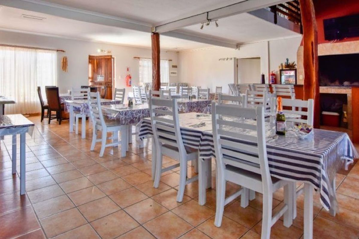 FOR SALE - 25 BEDROOM GUESTHOUSE IN OCEAN VIEW SWAKOPMUND, NAMIBIA - Photo 4