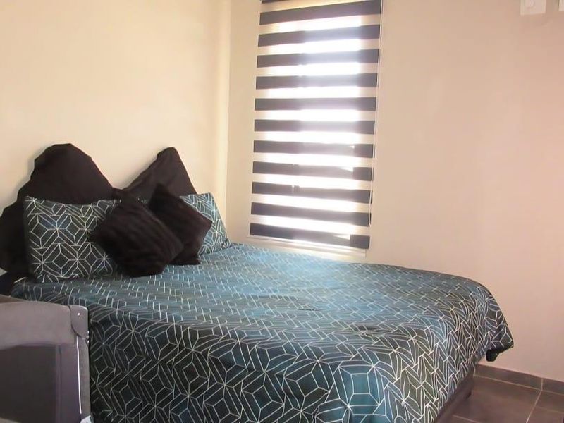 Modern Living: 3 Beds, 2 Baths, Balcony & Parking! - Photo 10