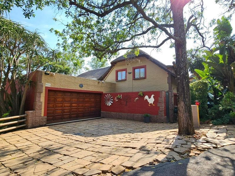 Stay in a Bushveld Lodge right here in the City - Photo 2