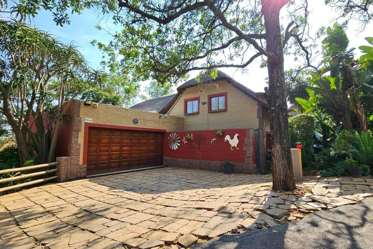 Stay in a Bushveld Lodge right here in the City - Photo 2