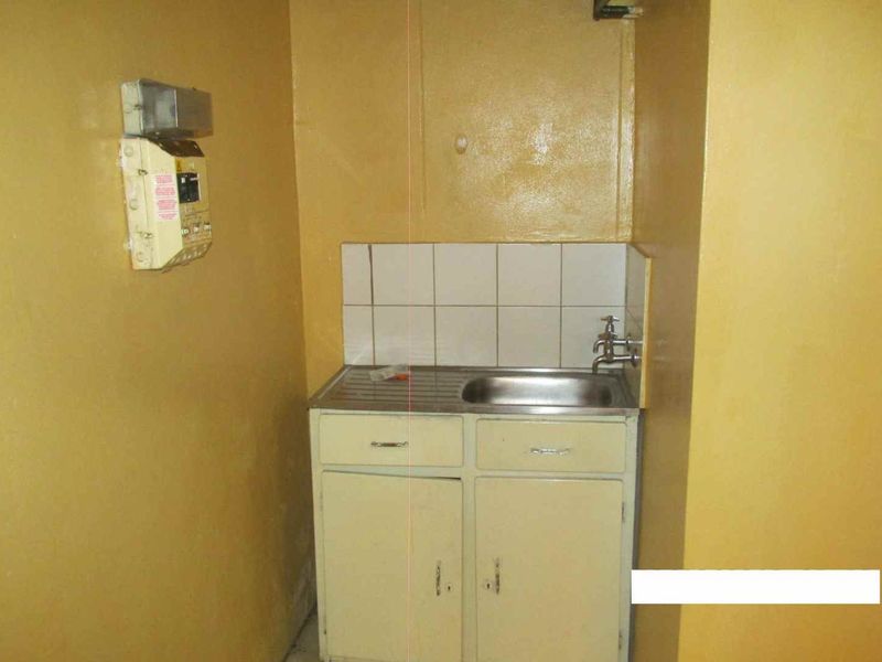 BACHELOR FLAT TO RENT IN PRETORIA CENTRAL - Photo 3