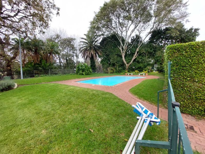 1 Bedroom Bachelor Pad In Newlands - Photo 7