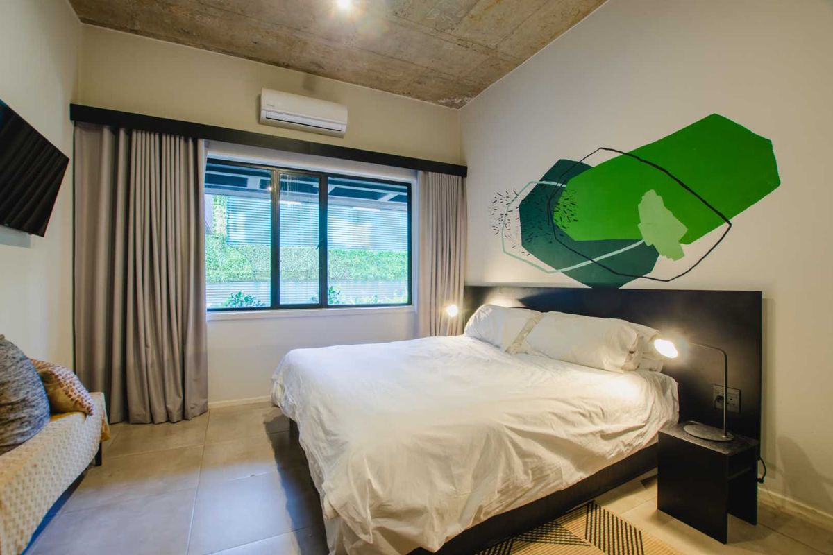 Modern Furnished Studio Apartment in Sandton CBD - Photo 3