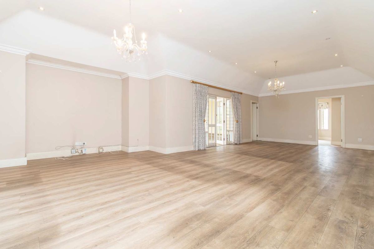 Luxurious Retirement Living in Waterfall Hills Mature Lifestyle Estate - Photo 3