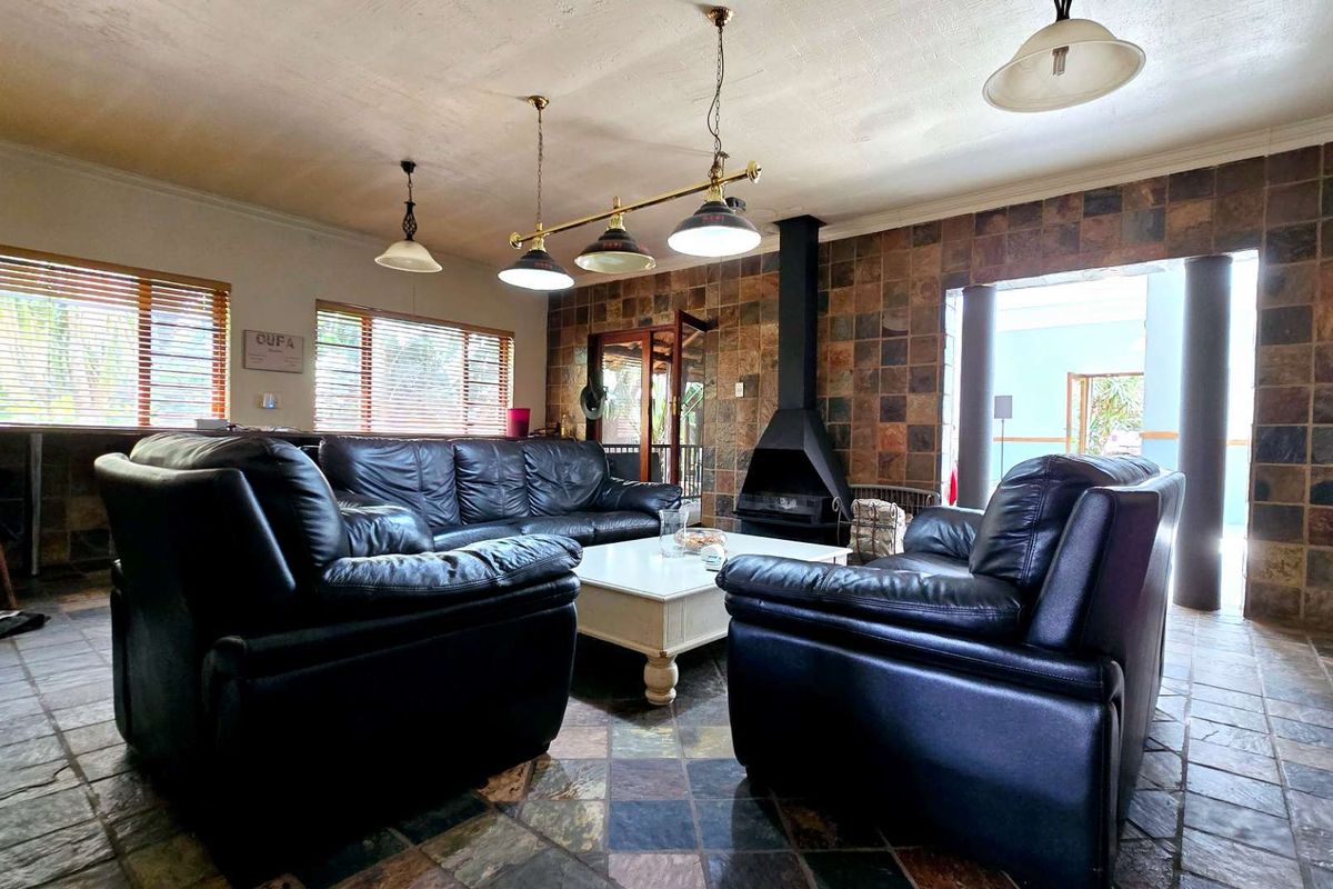 Living Meets Limitless Opportunity on 1.7 Hectares - Photo 4