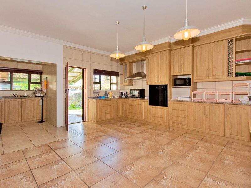 Victorian Style Property in Center of Town. - Photo 6