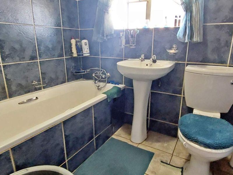 Spacious Lock-Up_and_Go lifestyle. - Photo 8