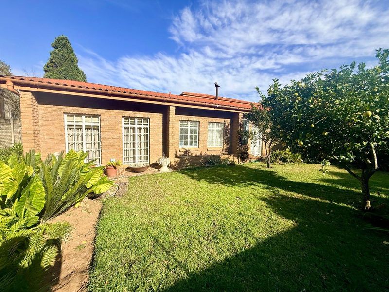 Beautiful 3 Bedroom Townhouse for sale in vryheid - Photo 1