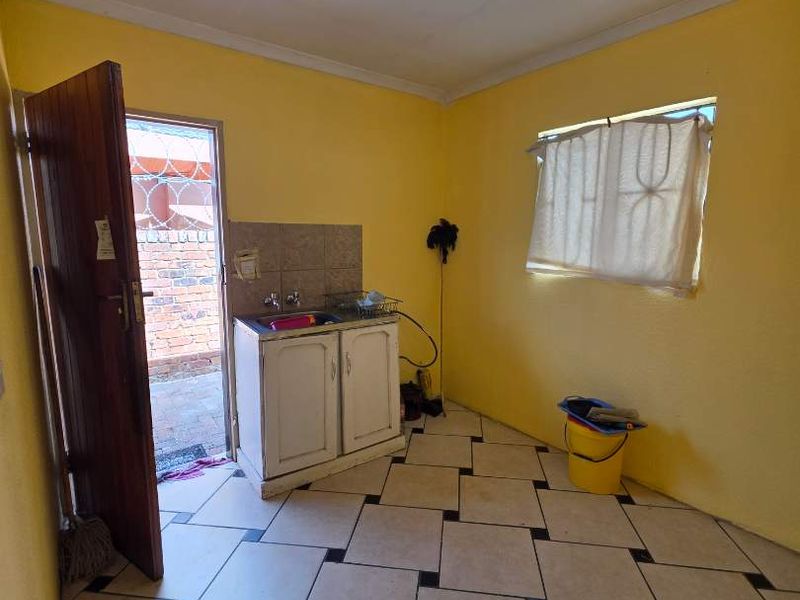 2 Bedrooms family home for sale on a massive stand - Photo 10