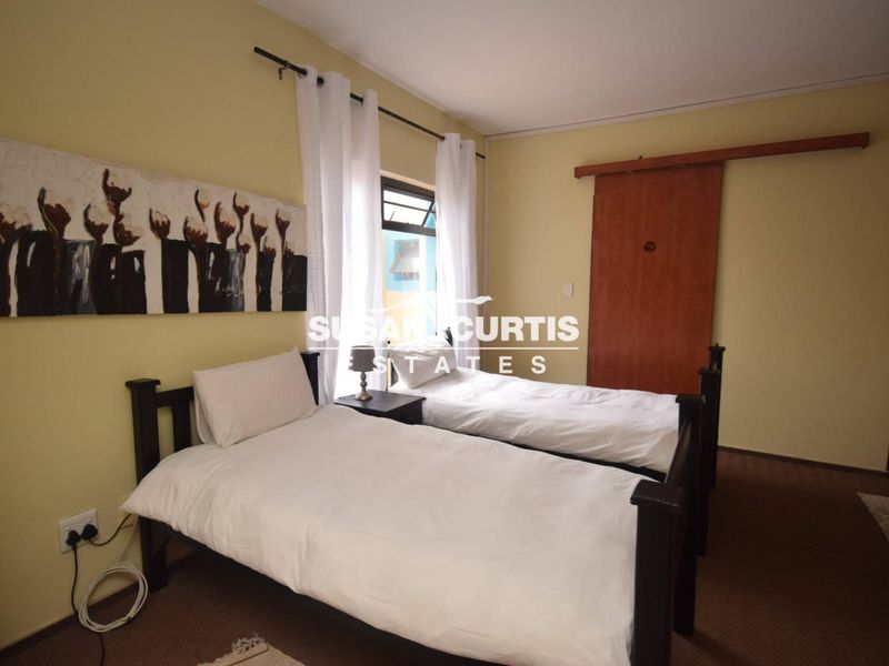 9 BEDROOM GUEST HOUSE FOR SALE IN SWAKOPMUND CENTRAL - Photo 8
