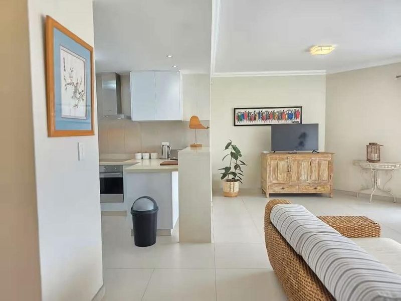 Furnished Sea-View Apartment - Photo 3