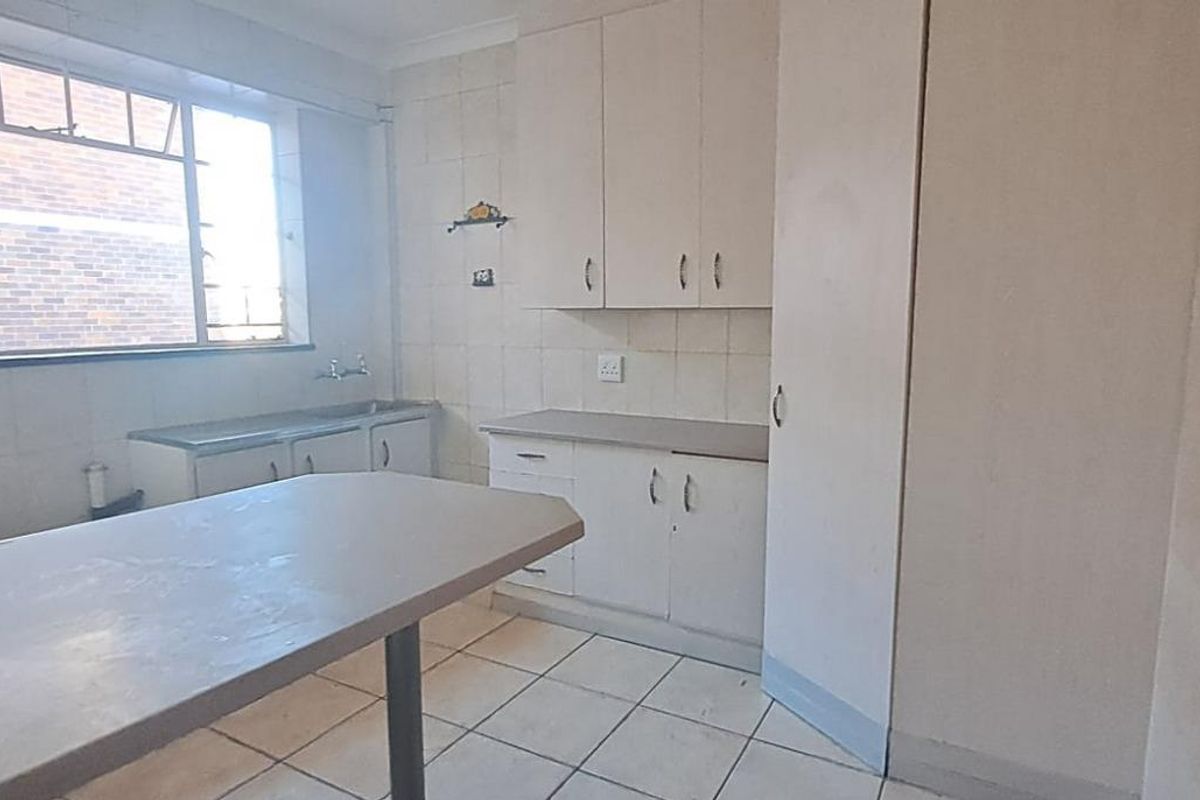 well Maintained Unit - Photo 3