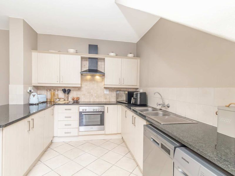 It’s just another 3-bedroom townhouse... until you realise it has everything you’ve been looking for. - Photo 9