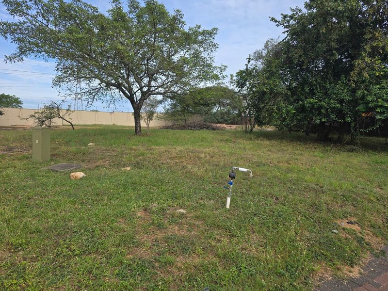 An Expeptional Stand in one of the Security Estate in Mbombela - Photo 9