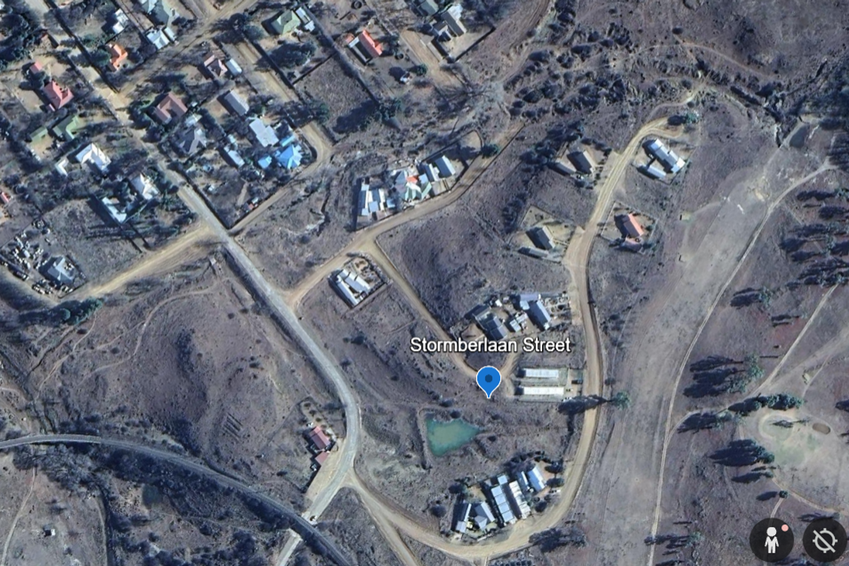 Vacant Land with Scenic Views in a Well-Established Neighbourhood - Photo 4