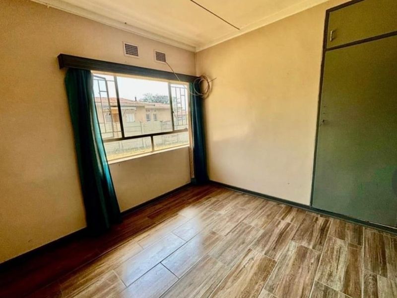 3 Bedroom House For Sale in Vanderbijlpark CE2 - Photo 7