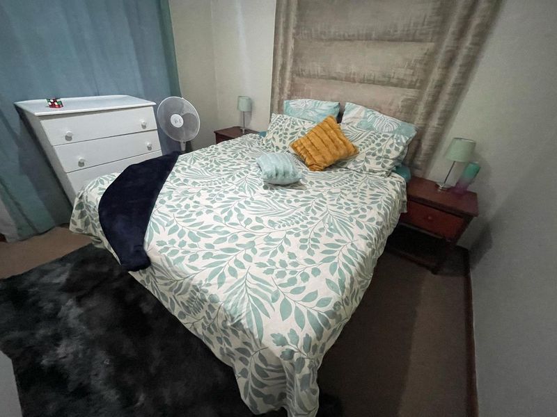2 Bedroom Apartment with Balcony and 24-Hour Security - Photo 9