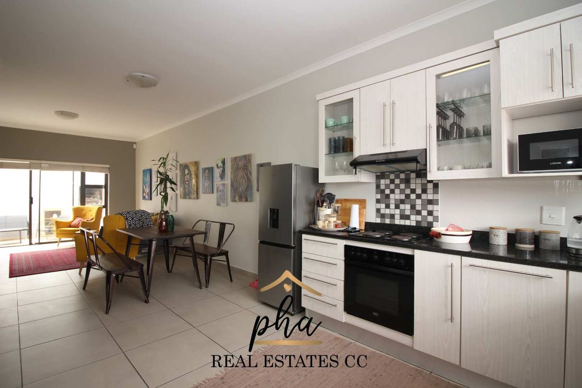 2 Bedroom Townhouse for sale on Dolphin Beach - Photo 4