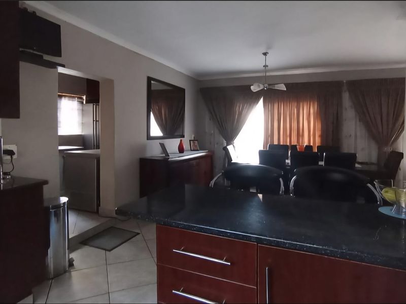 3 Bedroom House for Sale in Ninapark - Photo 9