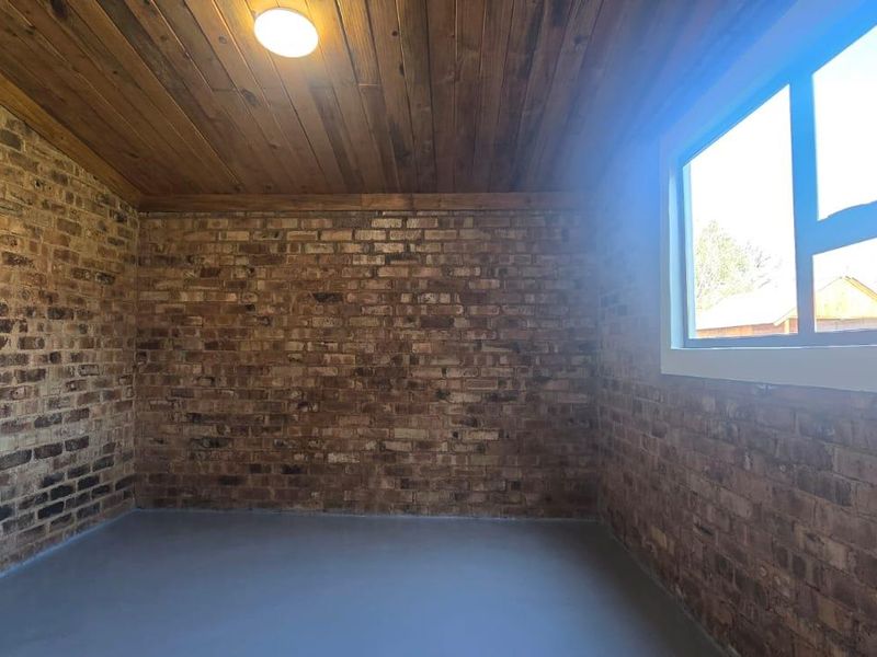 Beautiful 1 bed garden cottage in the heart of Rynfield - Photo 6
