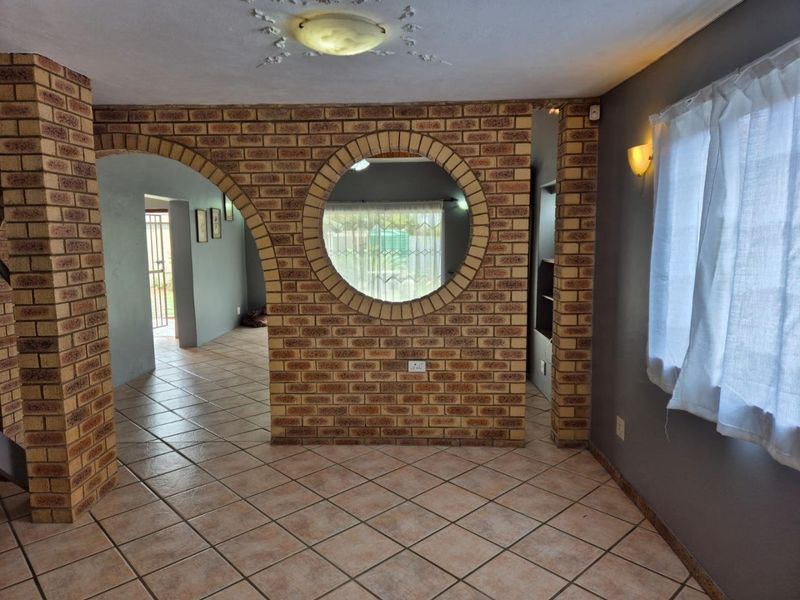 DUPLEX Shared Property - Photo 10